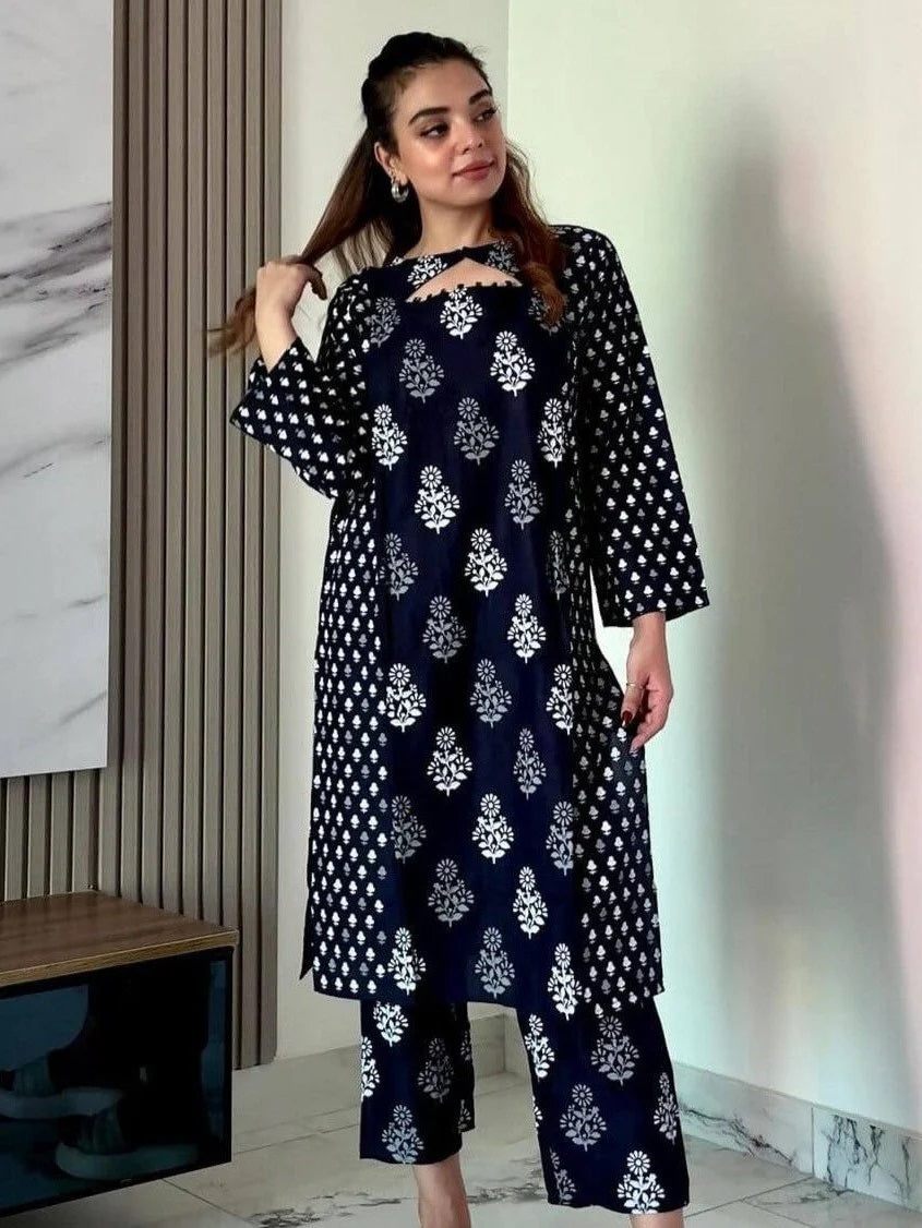 Bangali Design: Timeless Steam Printed Ensemble