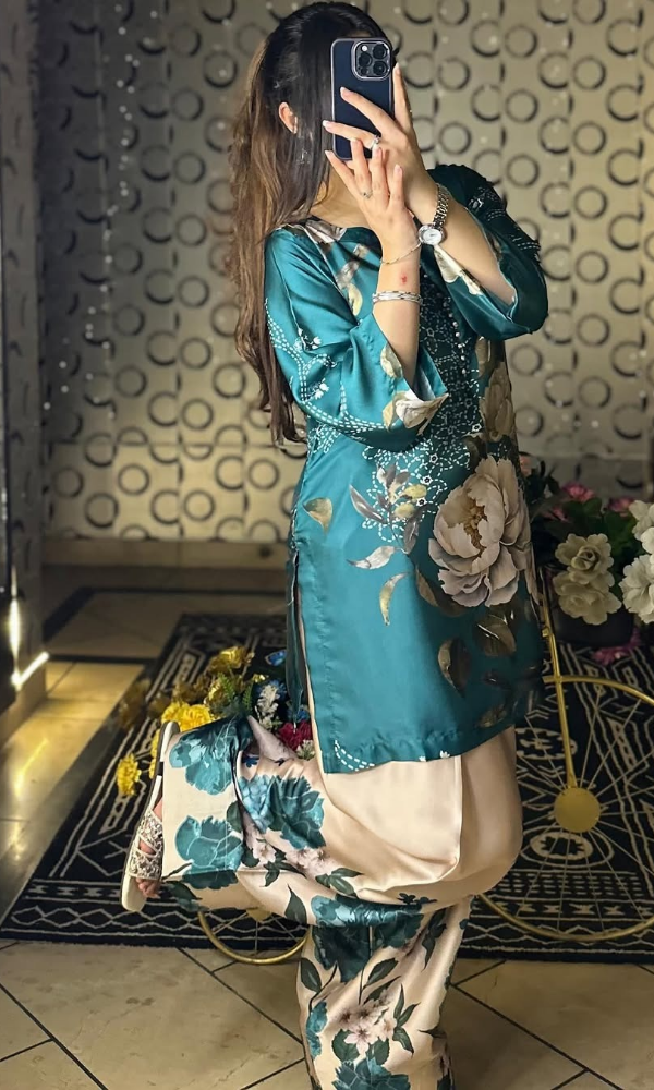 Teal Blossom 2pcs