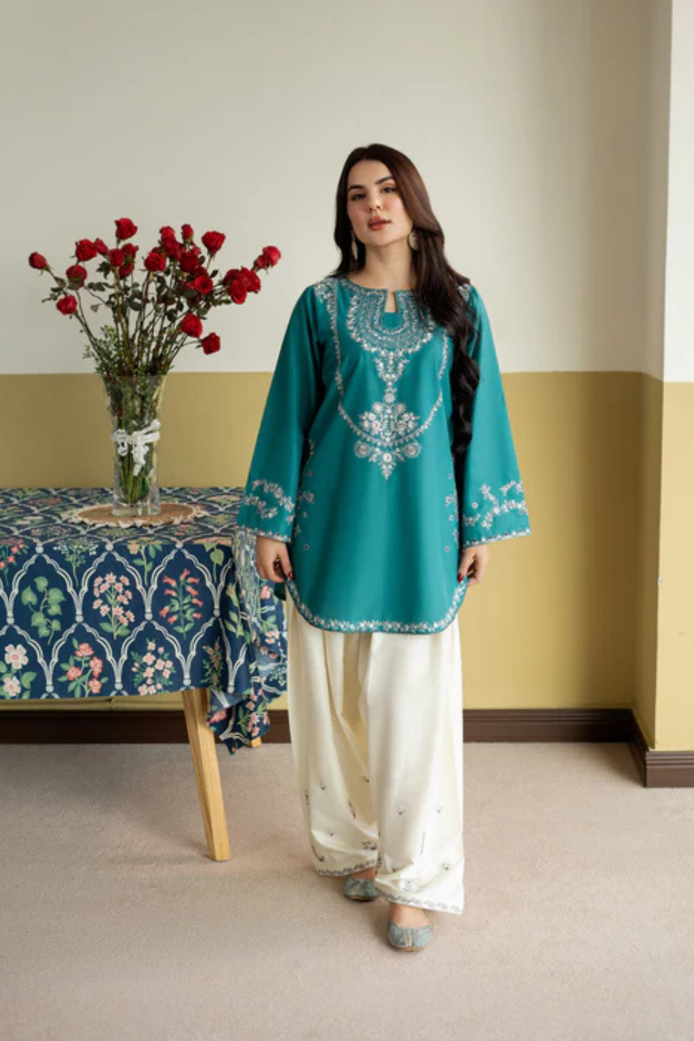 Lawn Cotton Jasmin Embroidered 2pcs