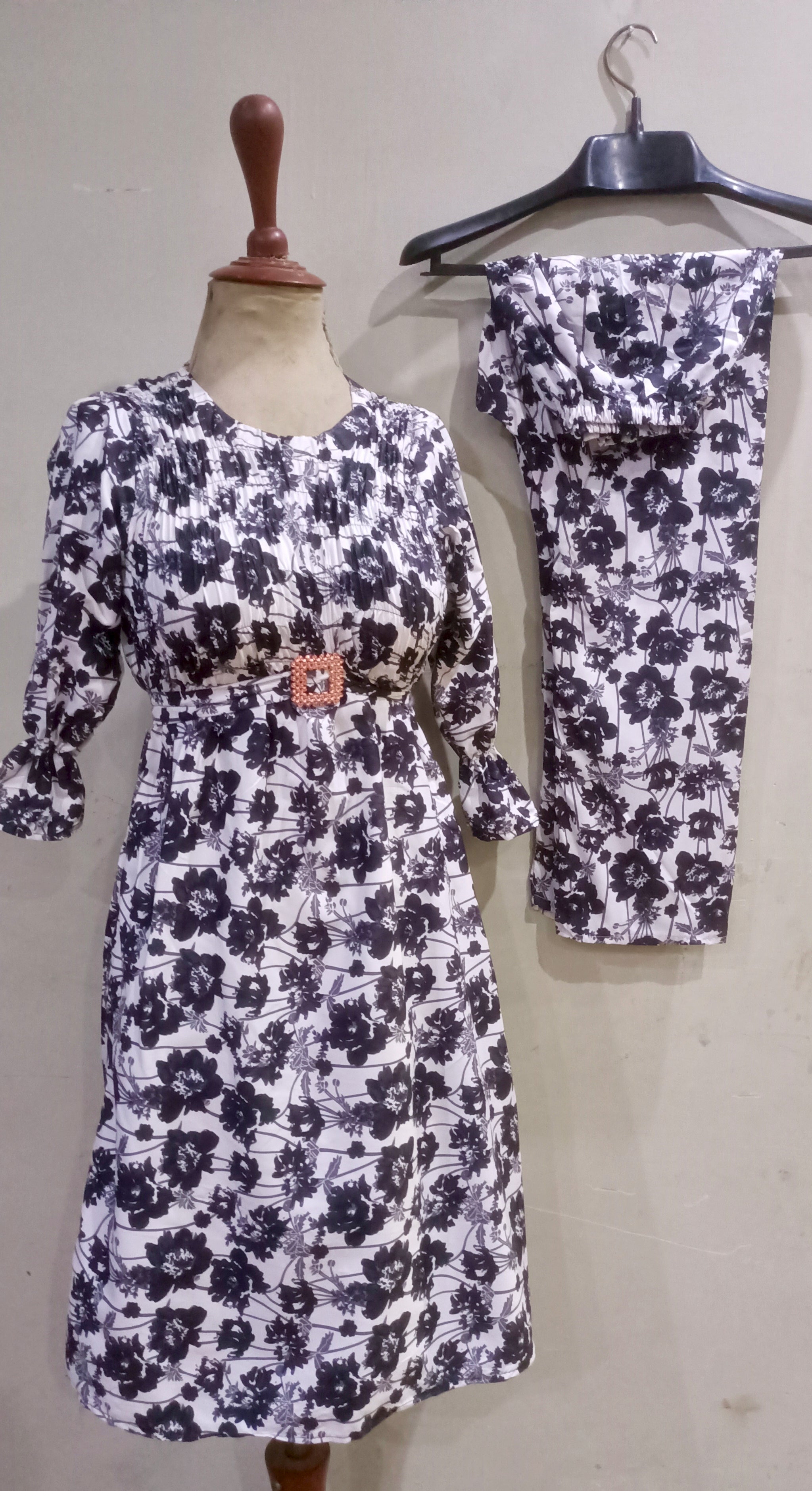 Elegance digital print floral cunnat maxi style 2p