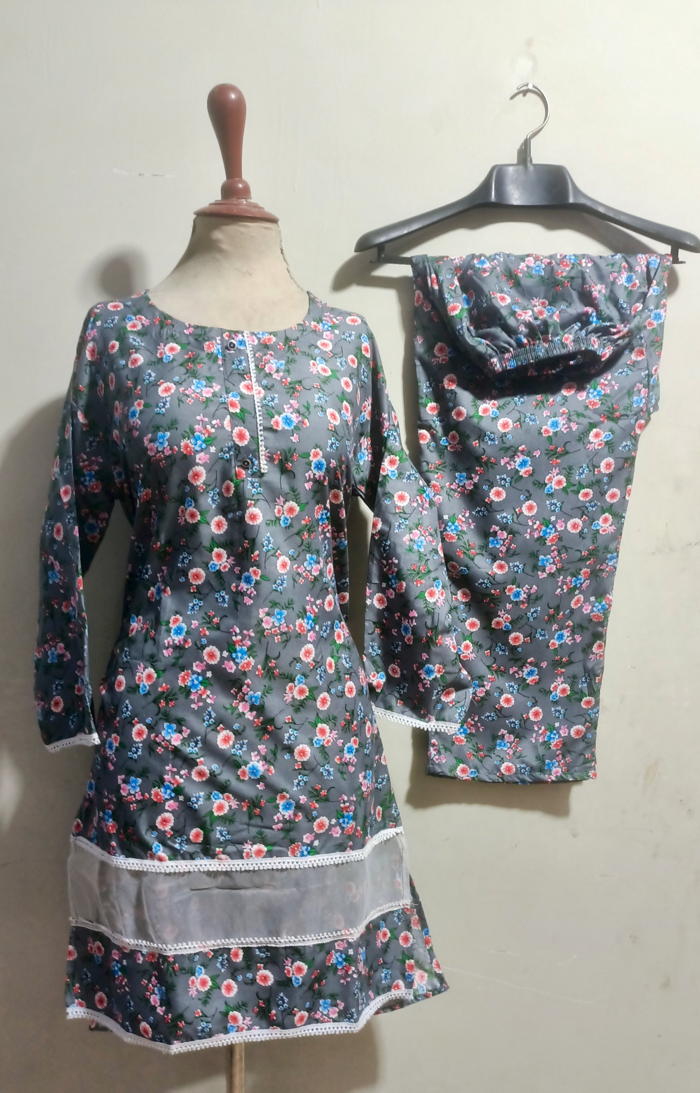 Floral XL–poly cotton digital print cutwork tishu pach Co-Ords 2Pc Set