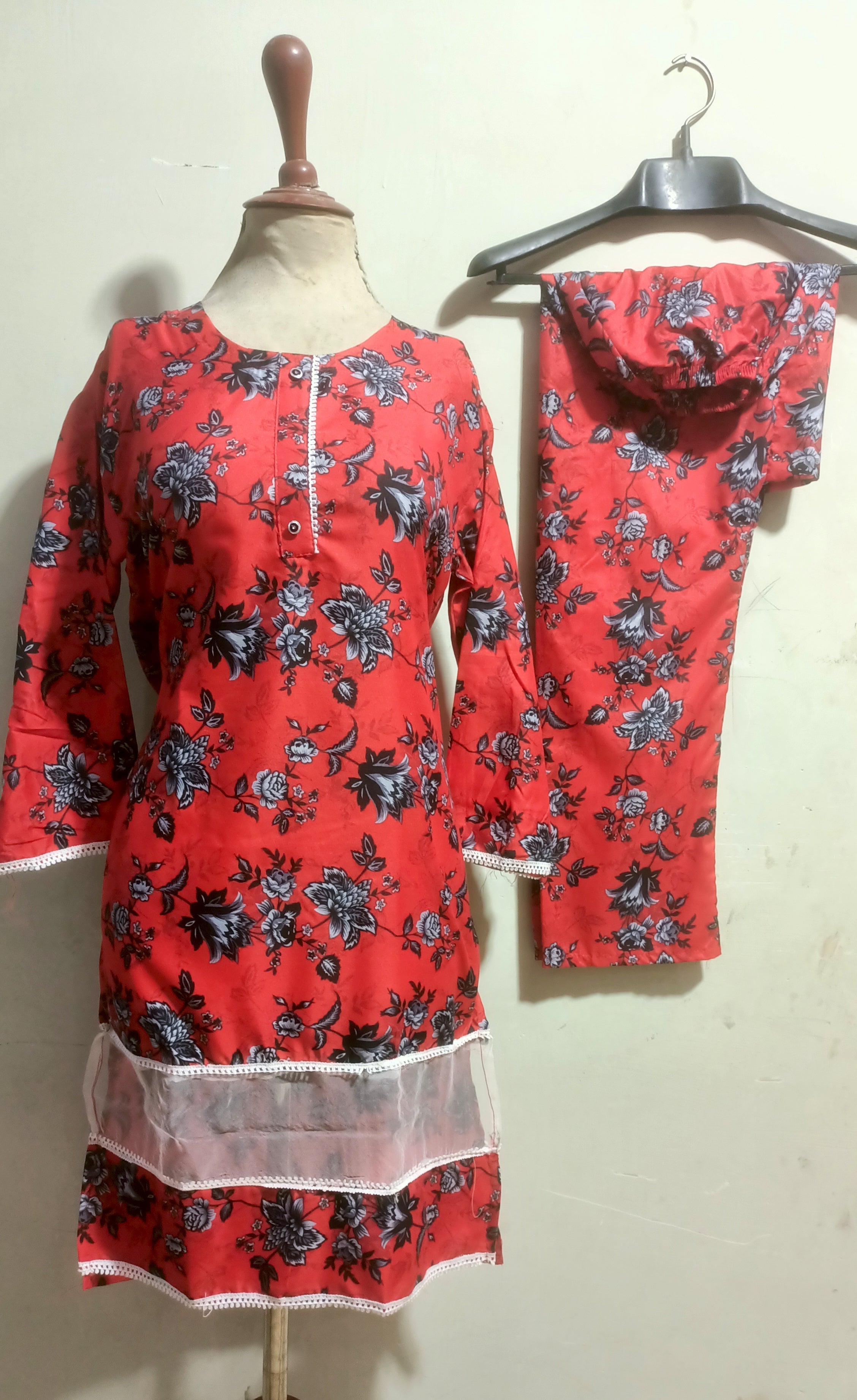 Floral XL–poly cotton digital print cutwork tishu pach Co-Ords 2Pc Set