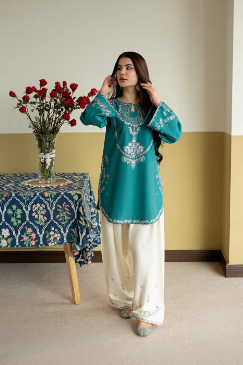 Lawn Cotton Jasmin Embroidered 2pcs