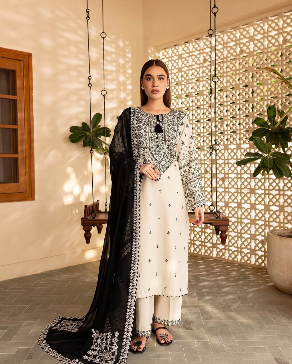 Arfa Embroidered Stitched 3pcs