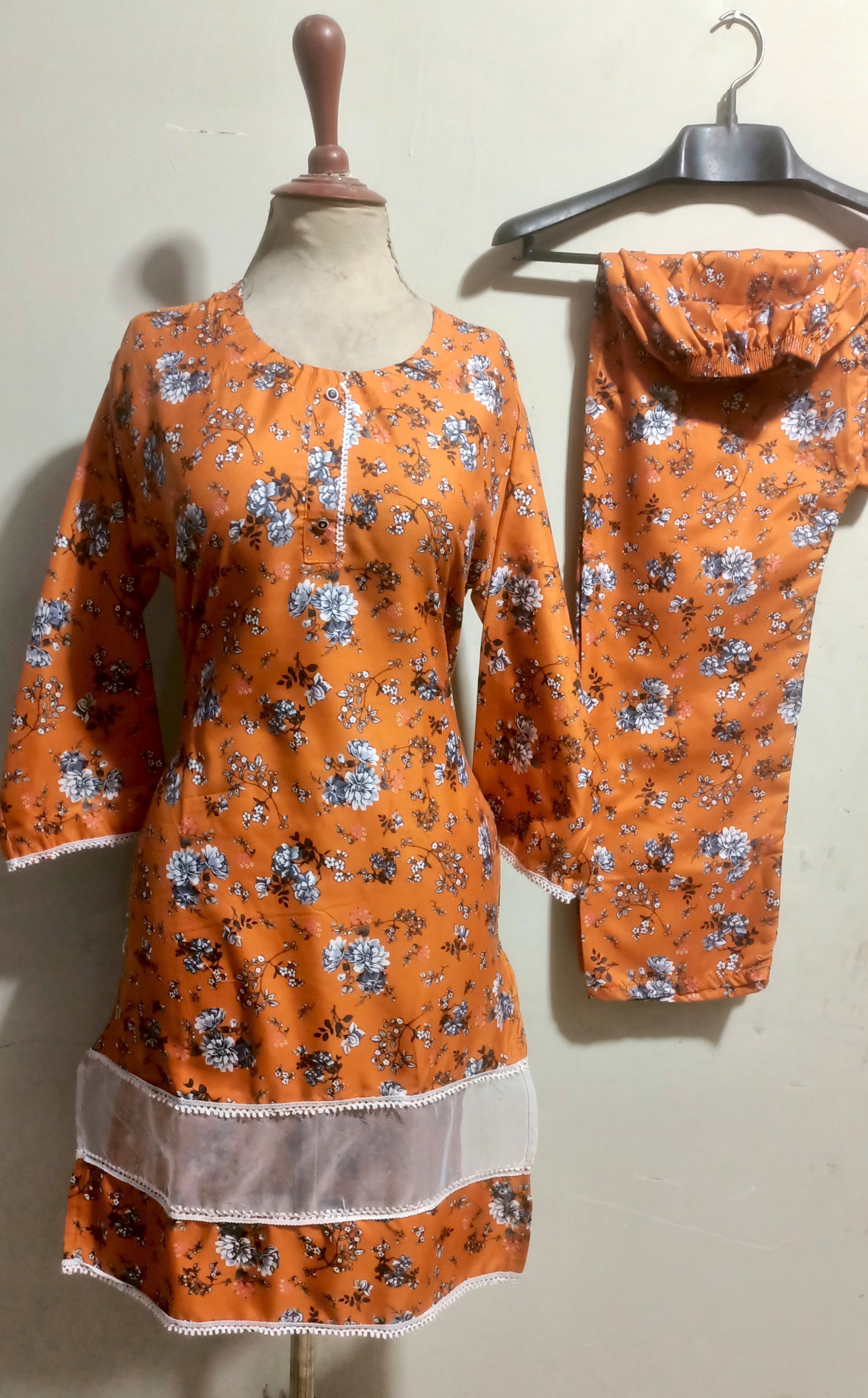 Floral XL–poly cotton digital print cutwork tishu pach Co-Ords 2Pc Set