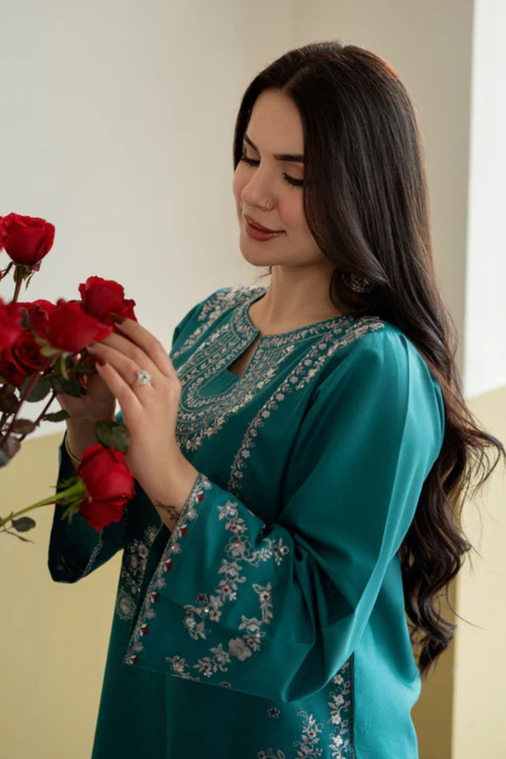 Lawn Cotton Jasmin Embroidered 2pcs