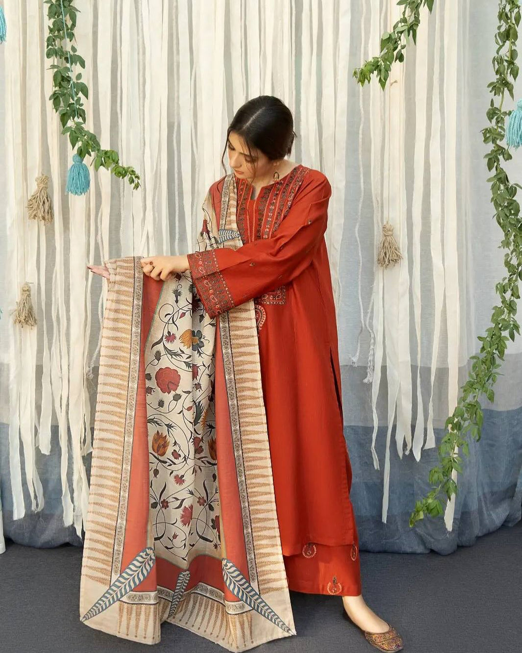 Ayat Embroidered 3pcs